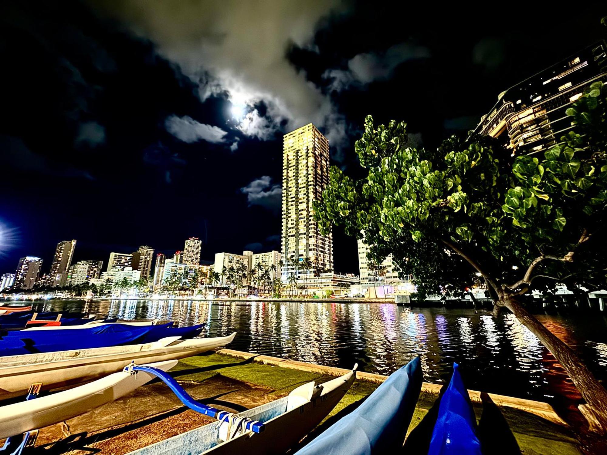 Hawaii Movie Waikikiseaside4person Apartment *